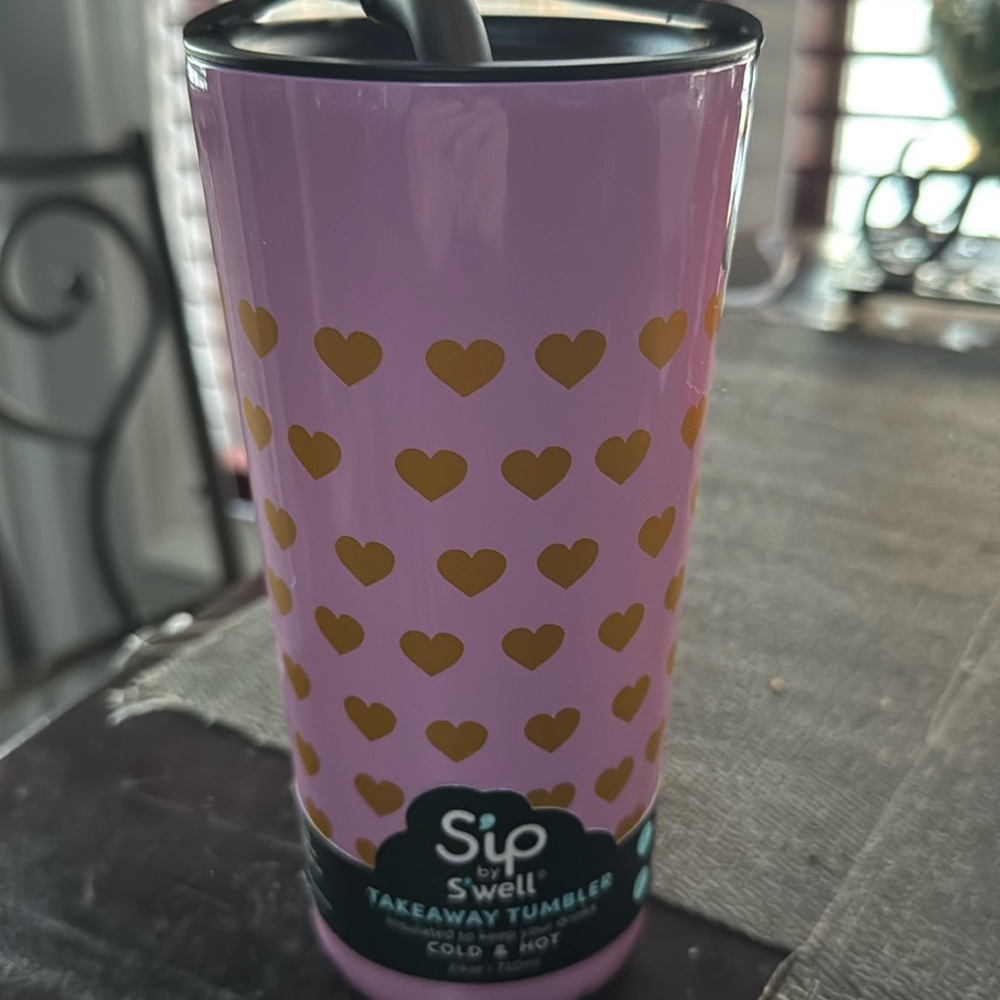 Sip by Swell takeaway Tumbler cold and hot 24 ounces